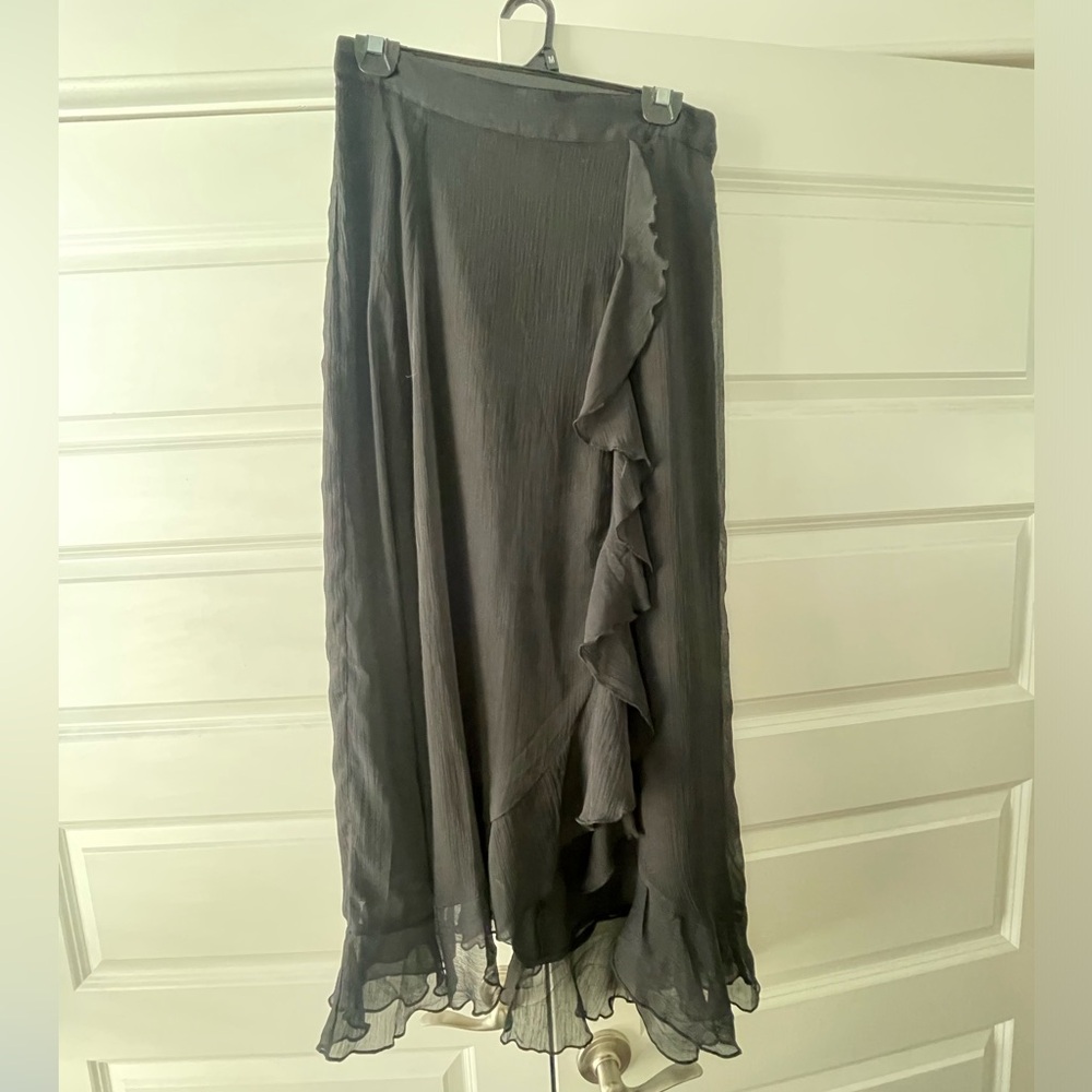 Old Navy black chiffon midi skirt